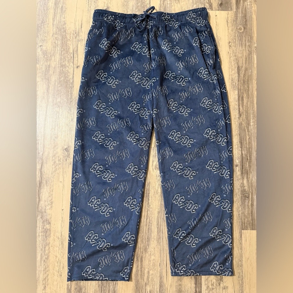 Like New! Men’s AC/DC Sleep Pants- XL